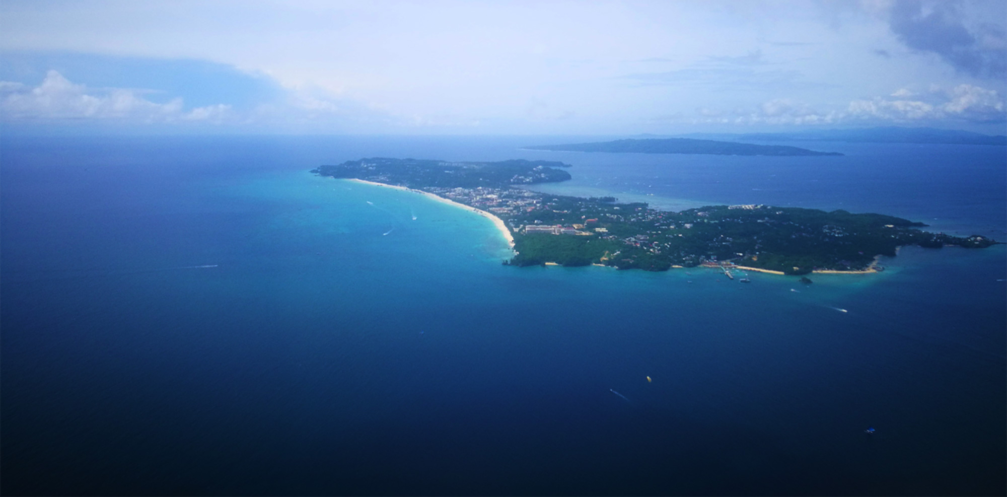 Boracay closes to tourists for rehabilitation